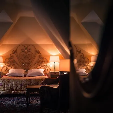 オテル デ ドゥ クレ 3*