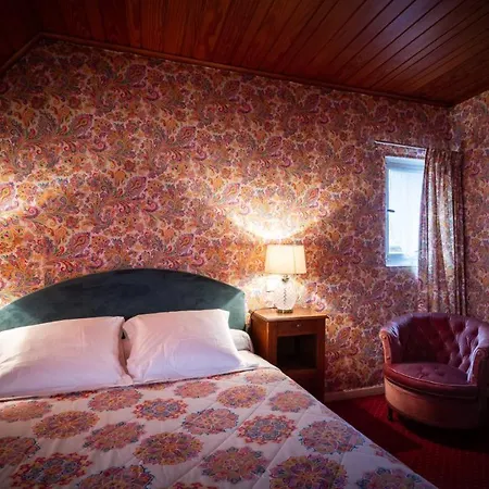 ホテル オテル デ ドゥ クレ 3*