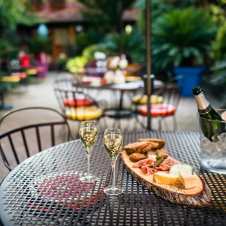 オテル デ ドゥ クレ 3* テュルクアイム