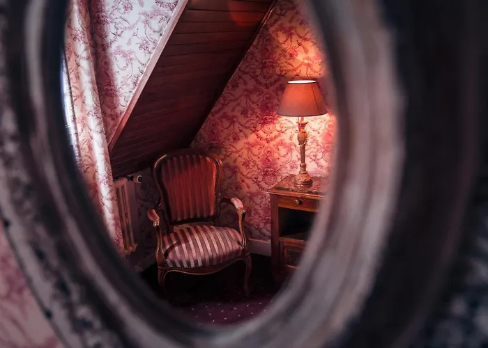 Hotel Des Deux Clefs 3*