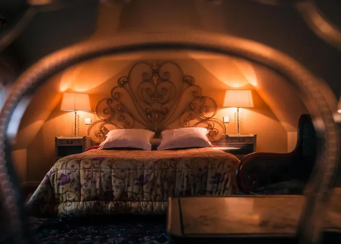 Hotel Des Deux Clefs