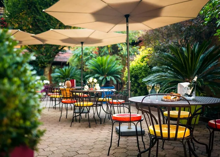 Hotel Des Deux Clefs